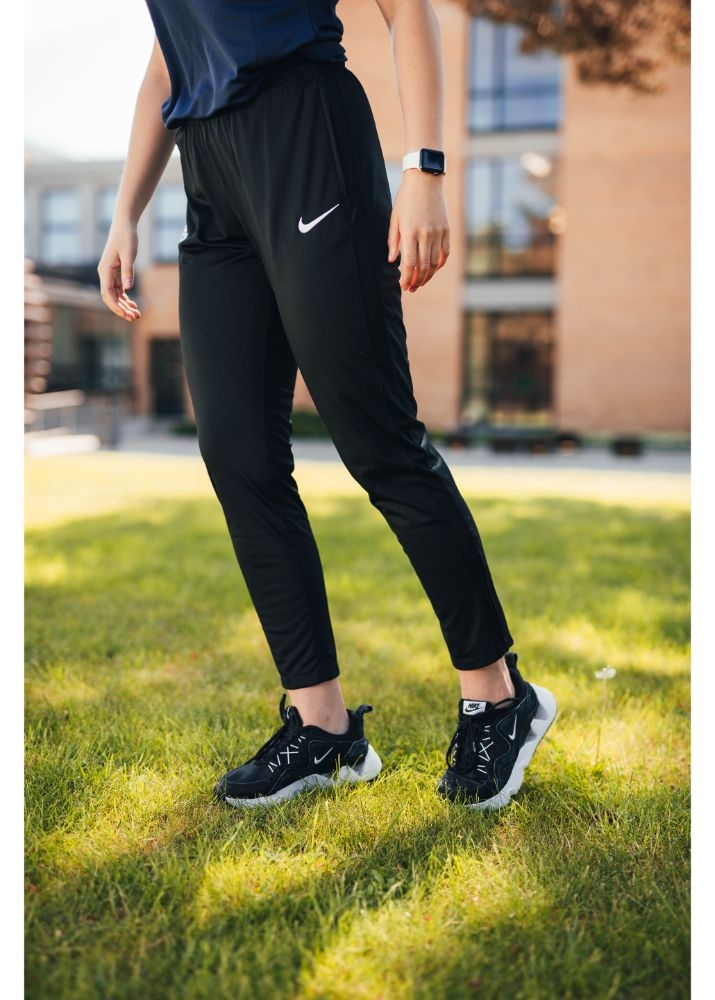 Nike Dry Academy naiste mustad püksid