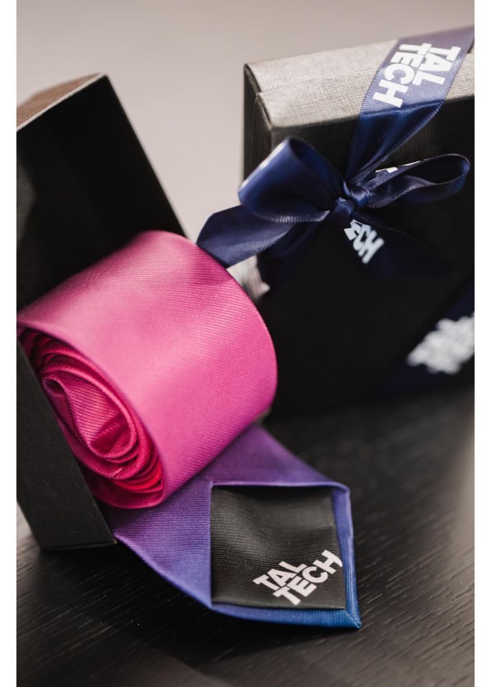 Tie in a gift box