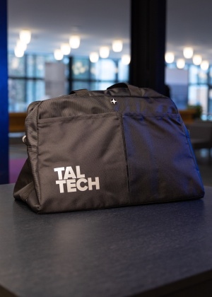 Swiss peak duffle bag