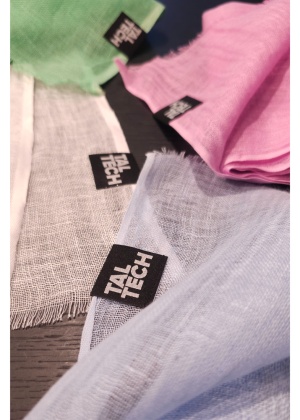 Paola linen scarf