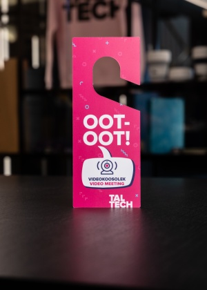Door hanger